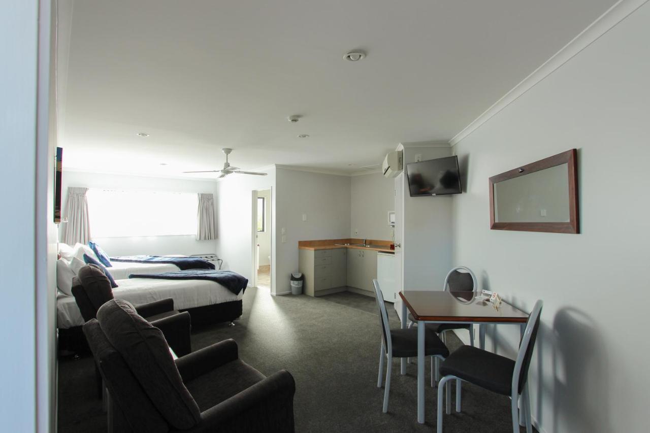 Bk'S Magnolia Motor Lodge Whanganui Zewnętrze zdjęcie