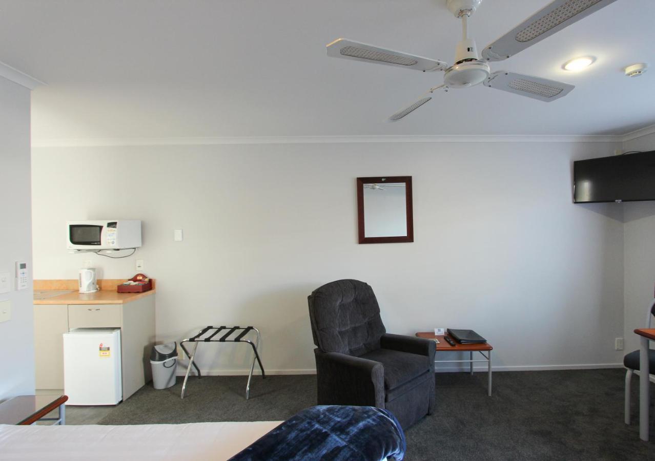 Bk'S Magnolia Motor Lodge Whanganui Zewnętrze zdjęcie