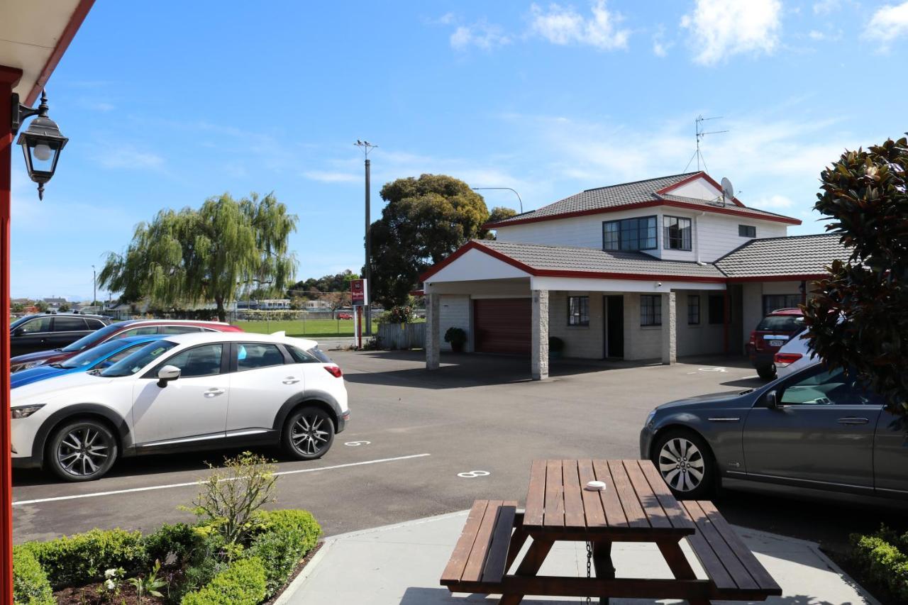 Bk'S Magnolia Motor Lodge Whanganui Zewnętrze zdjęcie