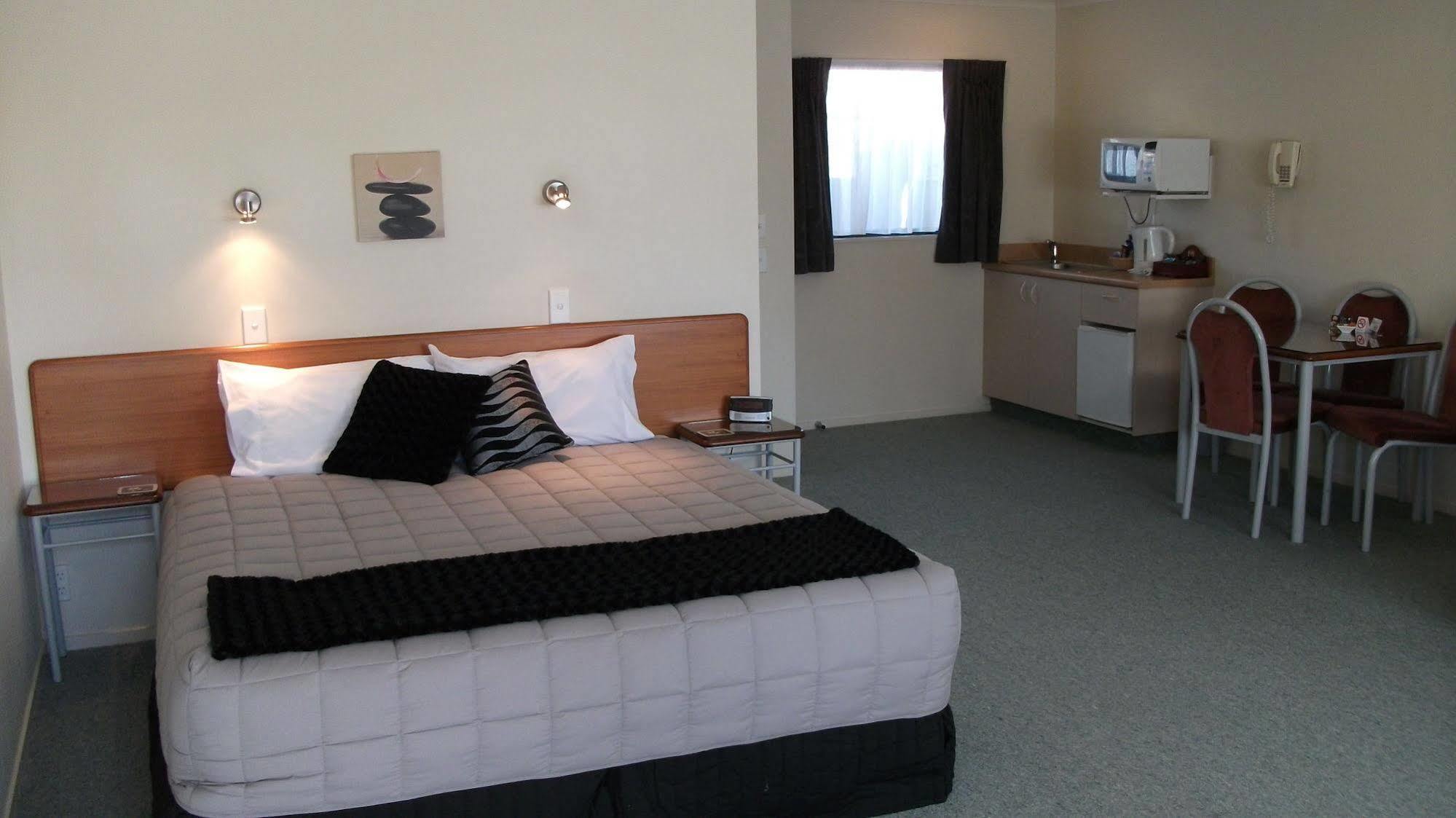 Bk'S Magnolia Motor Lodge Whanganui Zewnętrze zdjęcie